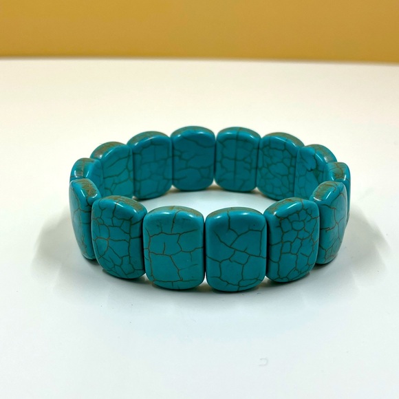 Vintage Y2K Turquoise Rectangular Stone Bead Bracelet - Picture 5 of 7